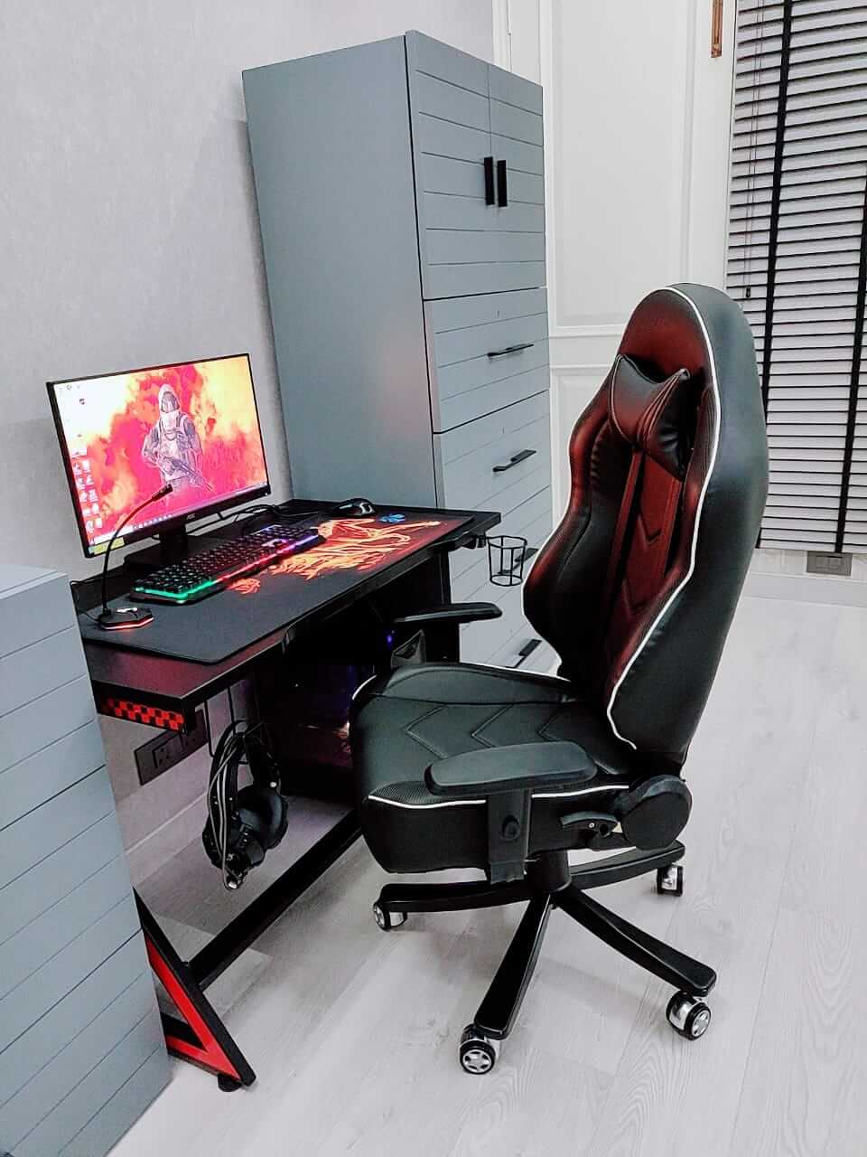 Review Chair